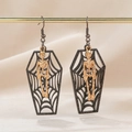 Gothische Halloween kist oorbellen met gouden skelet en zwart spinnenweb frame - Spinnenweb Schedel Stijl