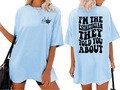 Rückansicht von hellblauem T-Shirt mit schwarzem Text I'm The Esthetician They Told You About - S / Hellblau
