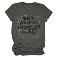 Dettaglio di una t-shirt grigio antracite con stampa grafica a coriandoli colorati - S / Grigio Antracite