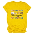 Gros plan de l'imprimé sensibilisation coloré sur le T-shirt en coton jaune - S / Hauts / Jaune