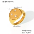 Anillo de sello de acero bañado en oro 18K con tres diamantes checos engastados - US 6 / Dorado