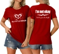 Détail d'un t-shirt rouge à col rond avec imprimé cœur et texte au dos - Rouge (Graphique Blanc)