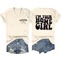 Vista dettagliata fronte e retro della t-shirt bianco crema con scollo a V e stampe nere - S / Sabbia (Stampa Nera)