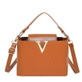 Borsa a secchiello marrone con texture coccodrillo, fibbia a V d’oro e tracolla - Marrone