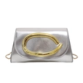 Borsa da sera glitterata argento con maxi fibbia oro e sottile tracolla a catena - Argento