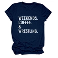 Dettaglio della t-shirt in cotone blu navy con stampa bianca e maniche risvoltate - Taglia S / Blu Notte (Testo Bianco)