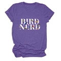 Détail de l'imprimé Bird Nerd sur t-shirt violet avec illustrations d'oiseaux colorés - Violet (Texte Blanc)
