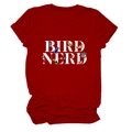 T-shirt Bird Nerd rouge foncé avec illustrations d'oiseaux colorés et lettrage blanc gras - Rouge (Texte Blanc)