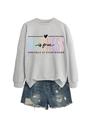 Détail du message Kindness is Free sur sweat gris et short en jean style vieilli - Sweat-shirt gris (motif de texte noir)