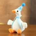 Portachiavi oca bianca di peluche con cappello da festa a pois e fiocco azzurro - Stile Oca Bianca con Nastro Blu / Blu / 16cm
