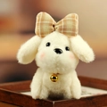 Colgante de perrito de peluche blanco con lazo de cuadros naranja y cascabel oro - Aprox. 14cm / Blanco Roto