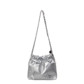 Silberne Metallic-Beuteltasche mit Schleifen und Kettenriemen für Damen - Silber