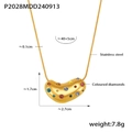 Collana in acciaio inossidabile dorato con pendente a fagiolo asimmetrico e diamanti colorati - Stile Zirconia Colorata Dorata (P2028)
