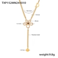 Collana in acciaio al titanio finitura oro 18K con fiore in zircone e ciondolo lettera D - Collana a Fiore in Oro con Zircone (TXP152)