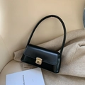 Bolso baguette clásico de cuero sintético negro con elegante hebilla de metal dorada - Negro