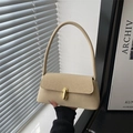 Bolso de hombro beige minimalista con cierre dorado para moda moderna de invierno - Caqui
