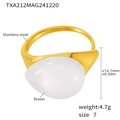 Bague réglable en acier doré avec pierre goutte en résine blanche, taille US 7 - Bague en résine blanche taille 7 / Blanc