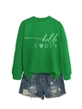 Detail des hello FORTY Aufdrucks und Herzdesigns auf grünem Langarm-Sweatshirt - S / Grasgrün (Weiße Schrift)