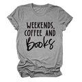 Detailopname van Weekends Coffee and Books print op een grijs gemêleerd shirt - S / Donkergrijs (Zwart Lettertype)