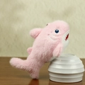Portachiavi squalo in peluche rosa in morbido pile con ricamo e catenella in metallo - Rosa / 15CM