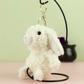 Simpatico portachiavi a forma di coniglio bianco in peluche con anello in metallo dorato - 13cm / Beige