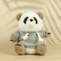 Gros plan d'une peluche panda en sweat à capuche gris avec texture de fourrure douce - Panda Brun Avec Sweat Gris