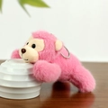 Portachiavi scimmia di peluche rosa con morbida ecopelliccia e anello in metallo - Scimmia / Scimmia Rosa