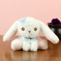Portachiavi con coniglietto di peluche bianco con bavaglio blu e perla su rosa - Stile a Orecchie Cadenti / Blu / M