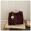 Detail of burgundy leopard print tote bag with woven handles and ice cream charm - With Pendant / Burgundy