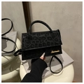 Schwarze Umhängetasche mit Leopardenmuster, Goldlogo und Griff in Lifestyle-Optik - Schwarz