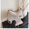 Schicke beige Web-Umhängetasche mit braunem Lederbesatz und modischem Etikett - Khaki
