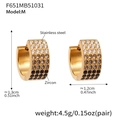 Boucles d'oreilles créoles C en acier doré 18k avec quatre rangées de zircons noirs - Style Zircon Noir / Moyen