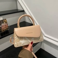 Sac à main trapèze en similicuir beige avec imprimé abstrait et bandoulière amovible - Kaki