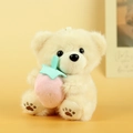Portachiavi orsetto di peluche color crema con fragola, ciondolo morbido in stile cartoon - 10cm / Beige