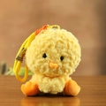 Schattige gele pluche kuiken hanger met donzige textuur en geel ophangkoordje - Gele Eend