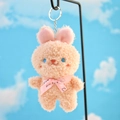 Dettaglio del portachiavi a coniglietto di peluche con fiocco Love rosa e gancio - Rosa
