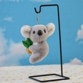 Süßer grauer Plüsch-Koala-Schlüsselanhänger mit grünem Blatt und Silberkugelkette - Höhe ca. 12cm / Grau