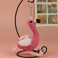 Portachiavi fenicottero rosa di peluche con ali bianche e anello di metallo - Altezza 16cm / Rosa scuro