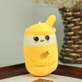 Ciondolo tazza tè al latte in peluche giallo con ricamo ananas e scritta Sweet Love - Piccolo / Arancia