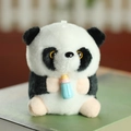 Dettaglio di un portachiavi panda di peluche con biberon blu e pelliccia morbida - Blu (Biberon)