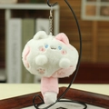 Roze en witte kat knuffel sleutelhanger met blauwe ogen en metalen clip voor tas - Roze en Wit