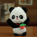 Porte-clés peluche panda mignon avec un petit sac fraise rouge sur fond de bois - Rouge (Style Sac Fraise)