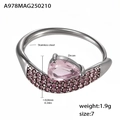 Anillo de acero plateado con circón rosa talla pera y piedras en pavé - US 7 / Circonia Rosa Color Acero