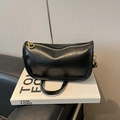Retro black leather shoulder bag with vintage oil wax texture and golden hardware - Black without Pendant