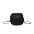 Mini zwart PU-lederen crossbodytas met gouden ketting en drukknoopsluiting - Zwart