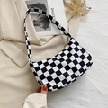 Classic black and white checkered canvas shoulder bag with gold zipper for women - Black and White Plaid