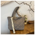Taupe quilted cotton-linen tote bag with rhombus stitching and decorative EARE ribbon - Gray