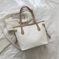 Borsa tote bianca trapuntata con manici marroni e coulisse laterale per pendolari - Trapuntato Bianco