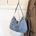 Bolso tote denim azul claro con asas dobles y bolsillo frontal de estilo casual - Azul