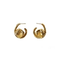 Pendientes de nudo floral vintage chapados en oro con pétalos texturizados y diseño torcido - Dorado